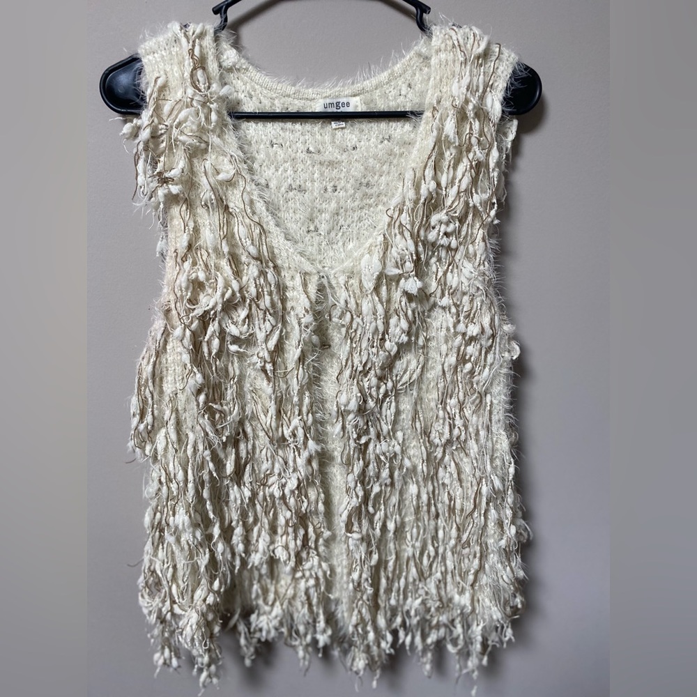Umgee fuzzy vest